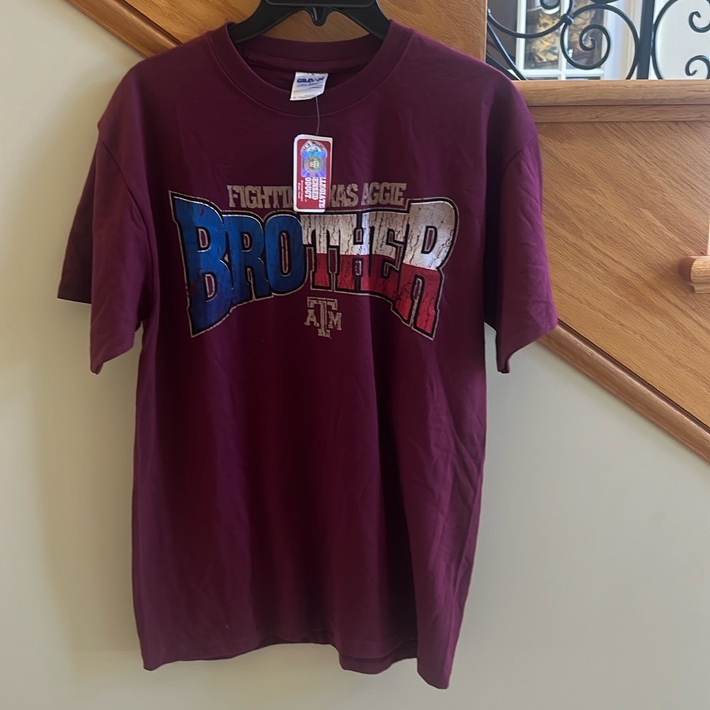 Gildan Tee Sz medium Red “Fighting Texas Aggie Brother ATM” New With Tag
